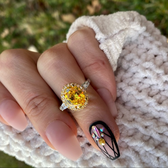 NEW Gorgeous 925 Sterling Silver Ring - Picture 3 of 7